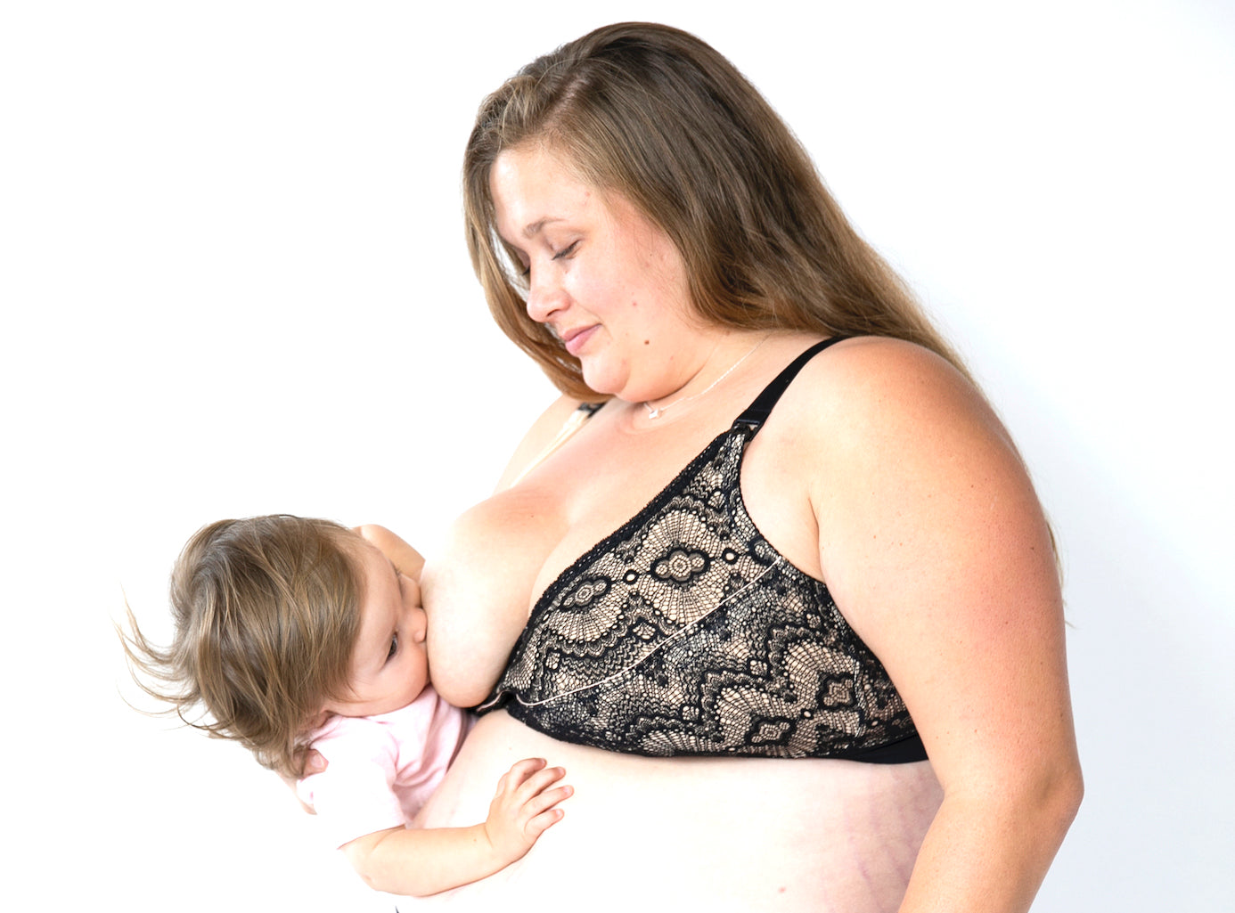 ruby - ruby plus - ruby pumping bra - pumping bra - mom with baby - ruby black