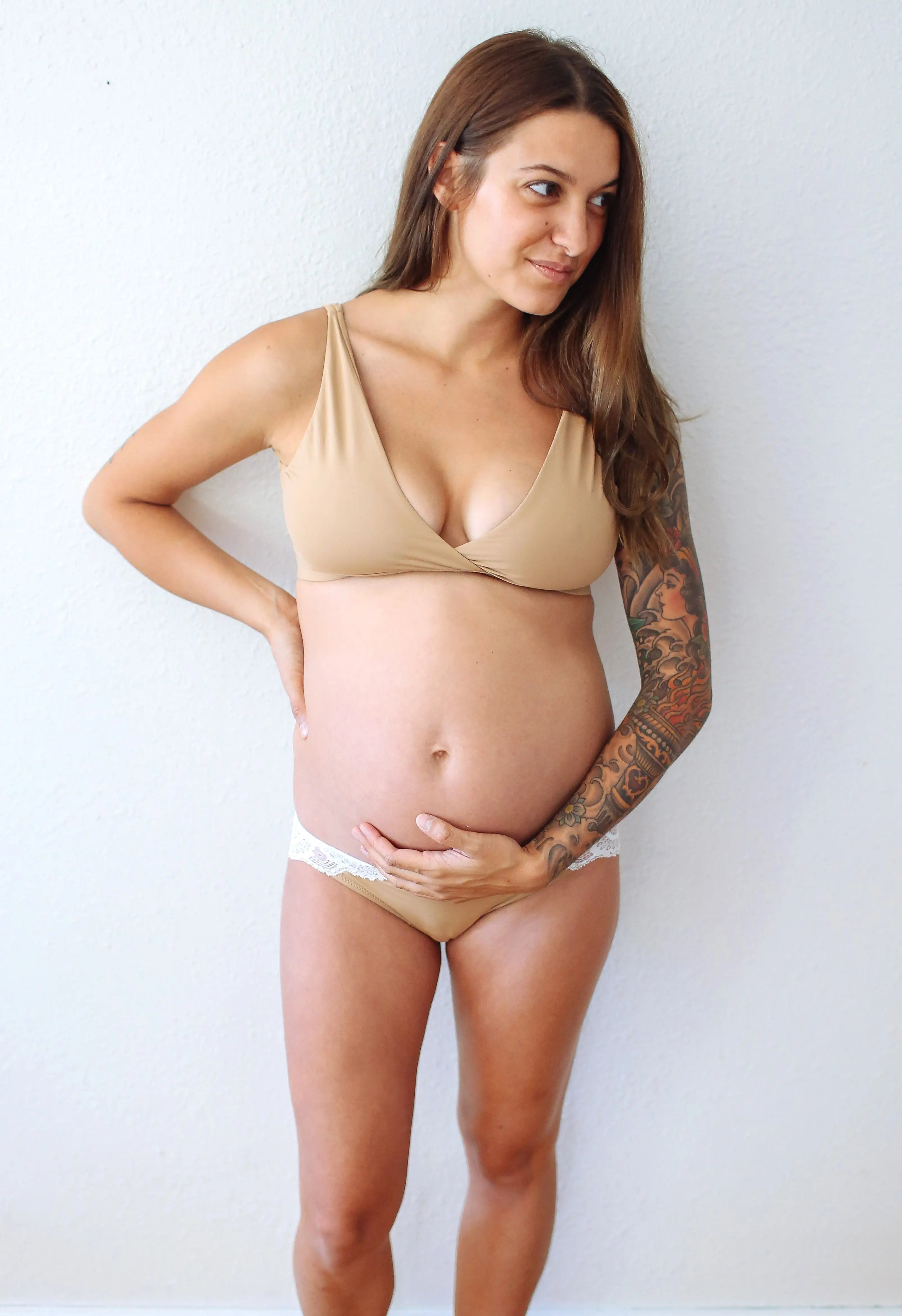 Leigh panty and pumping bra nutmeg imagem from the whole body