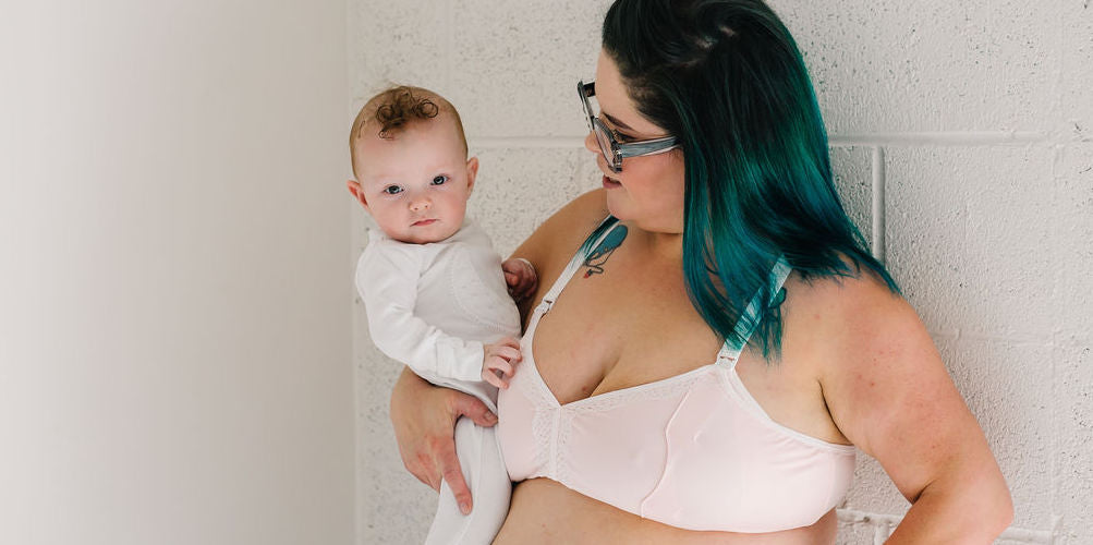 rose plus - rose pumping bra - milkful - rose blush- pumping bra - rose pumping bra blush - pumping - mom with baby