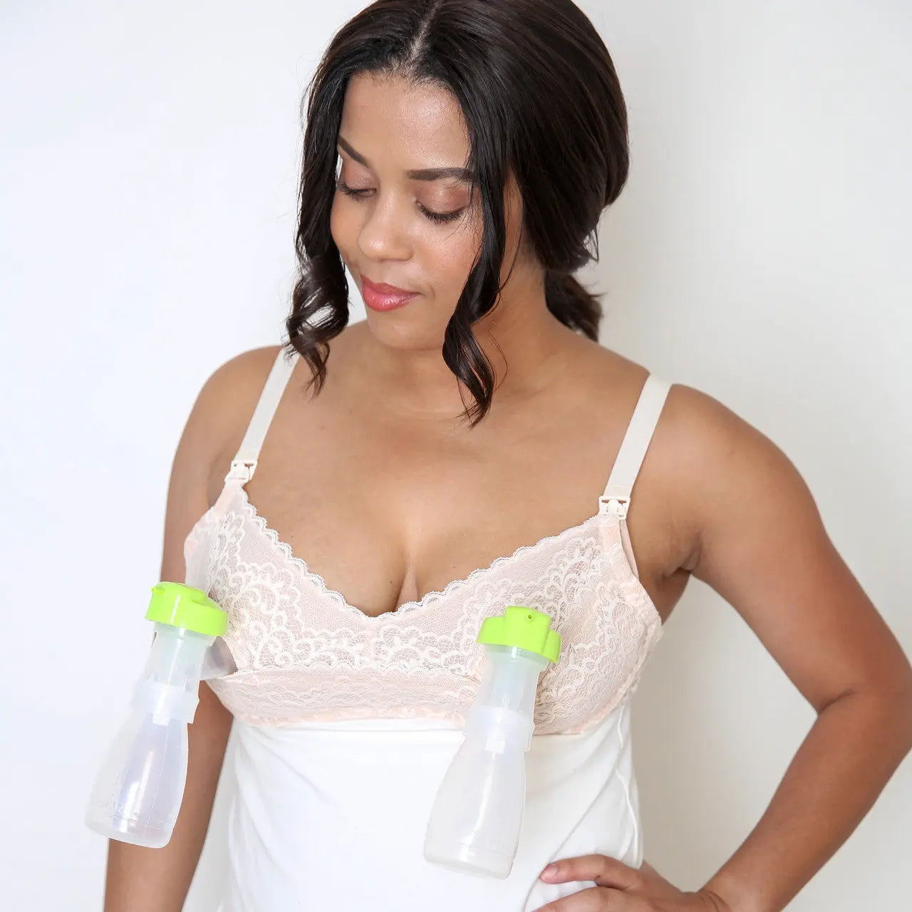 Leila nursing pumping tank cream image from the front, woman pumping